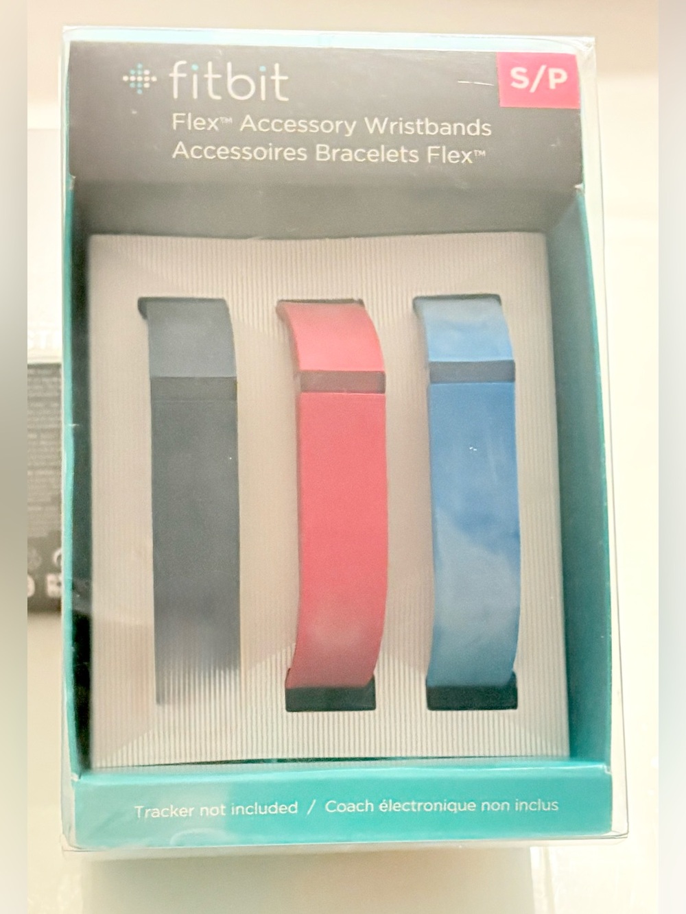 Fitbit Flex Strap Wristbands
Small Black/Pink/Blue Plastic 3-
Pack FB401BNRBS